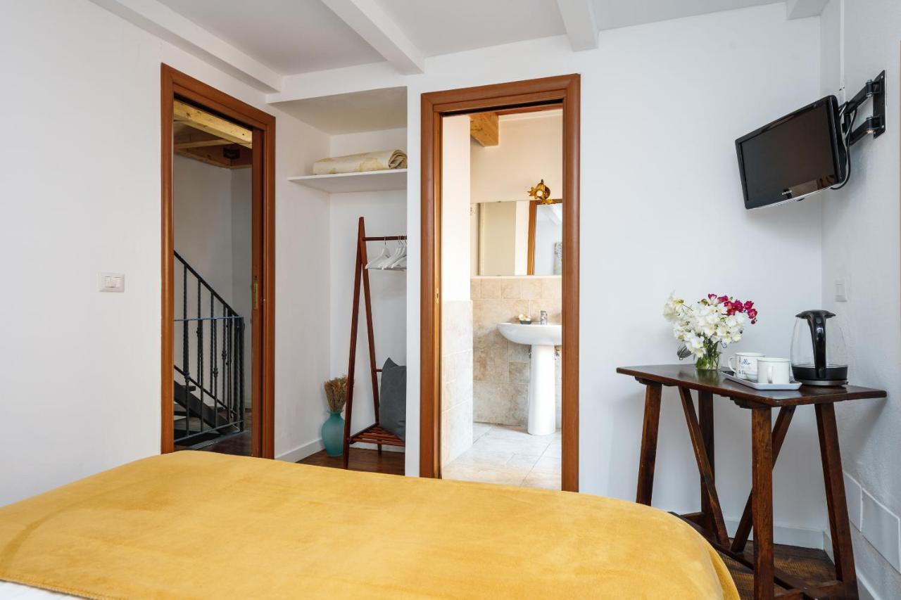 B&B La Corte San Francesco バーリ エクステリア 写真